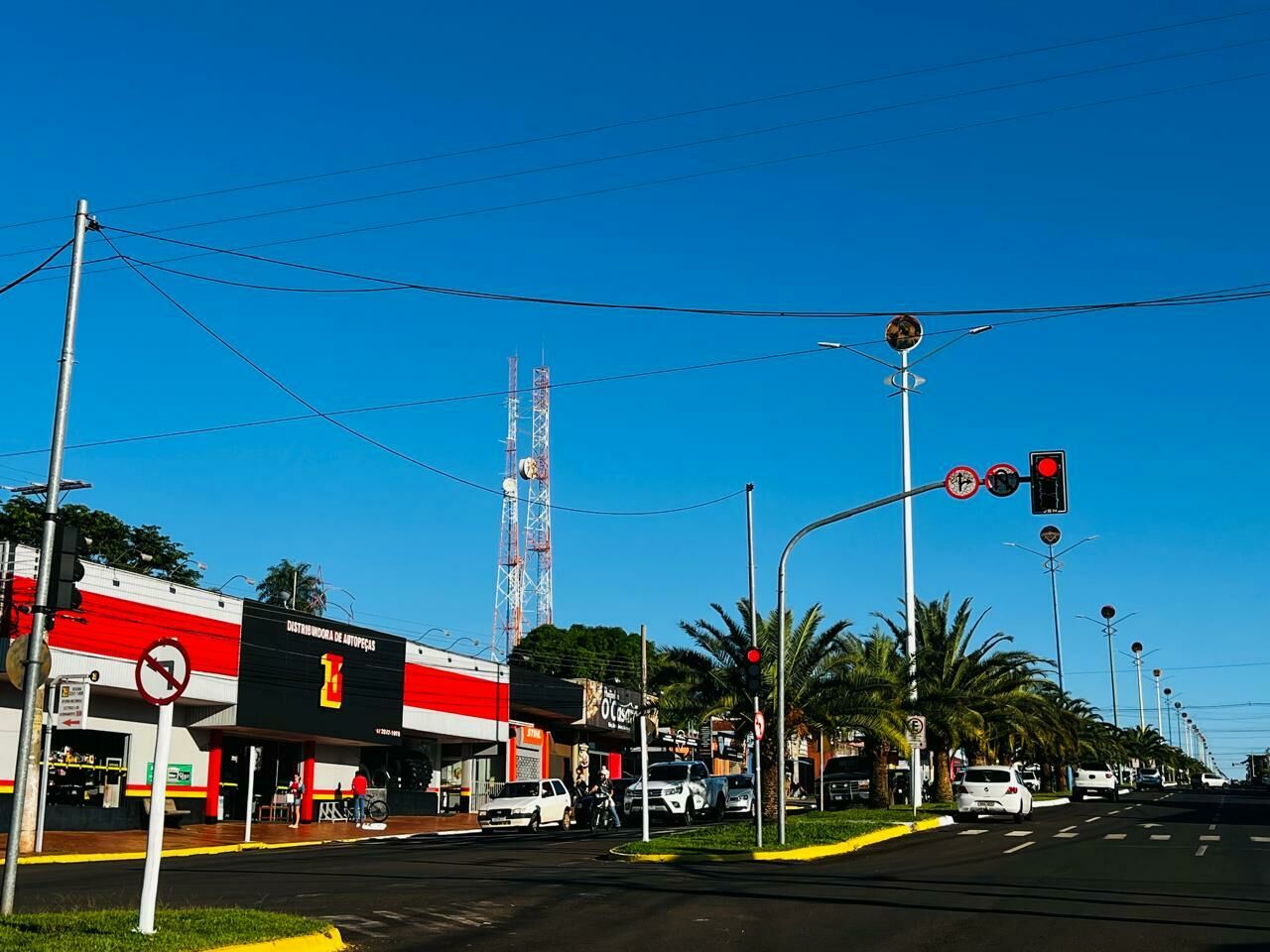 Imagem de compartilhamento para o artigo Calor volta com tudo e Costa Rica registra máxima de 35°C da MS Todo dia